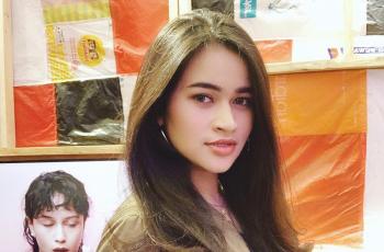 5 Pesona Cantik Putri Amelia, Putri Pariwisata yang Tengah Disorot!