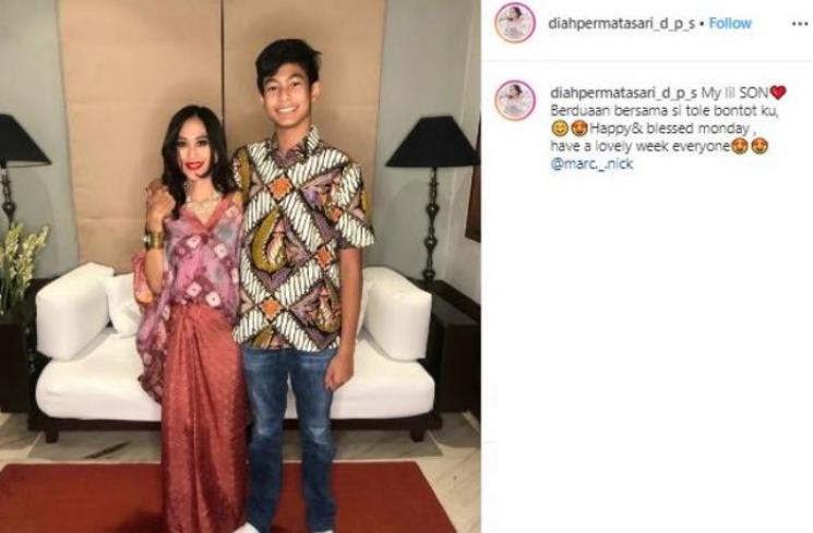 Diah Permatasari dan putranya, Marciano. (Instagram/@diahpermatasari_d_p_s)