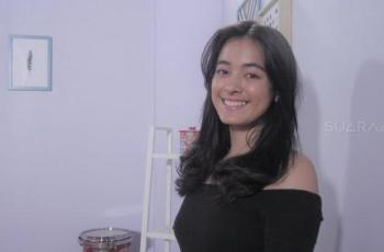 Konser Perdana, Mawar de Jongh Gugup