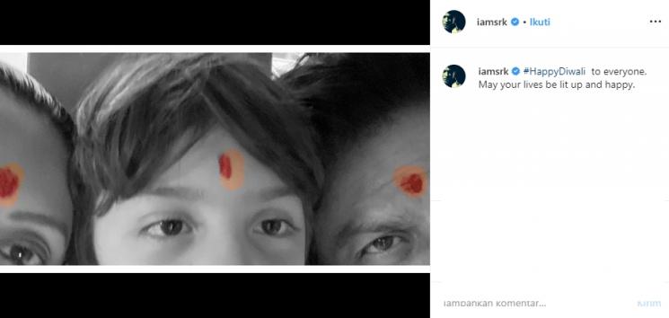 Shah Rukh Khan ucapkan Diwali sambil memakai Tilak (Instagram/@iamsrk)