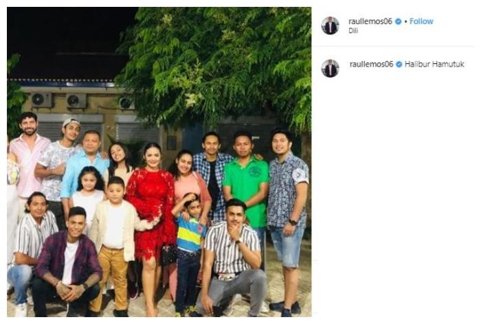 Krisdayanti bareng keluarga Raul Lemos. (Instagram/@raullemos06)