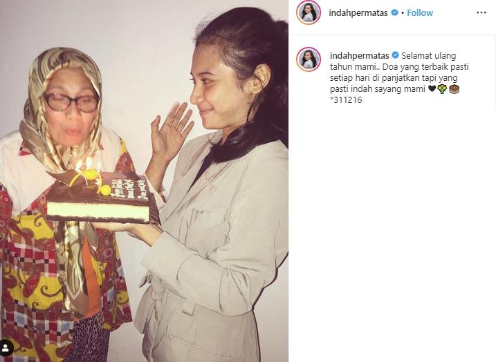 Indah Permatasari dan Ibundanya (Instagram/@indahpermatas)