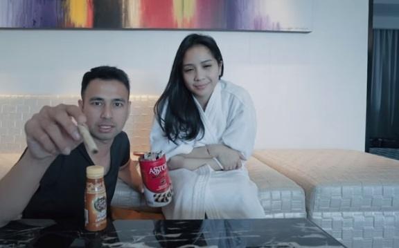 Klarifikasi Raffi Ahmad dan Nagita Slavina soal berita hoaks video syur. [capture YouTube]