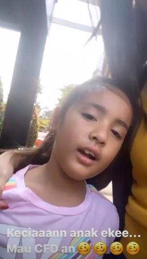 Mikayla Zalindra Bakrie, anak sulung Nia Ramadhani. [Instagram]