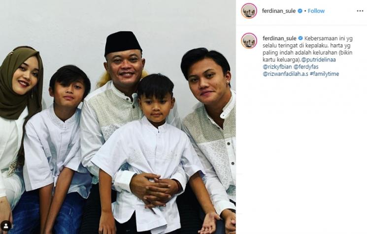 Momen seru Sule dan keempat anaknya (Instagram/@ferdinan_sule)