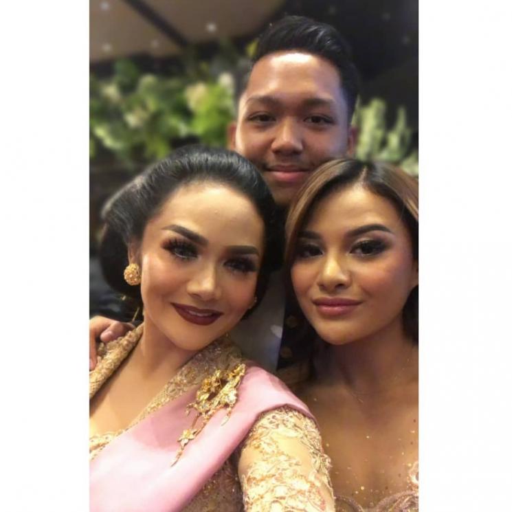 Azriel Hermansyah, Krisdayanti, Aurel Hermansyah (Instagram @genk_ijo)