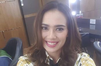 Catherine Wilson Pakai Mukena Usai Bebas dari Penjara: Masyaallah, Semoga Istiqamah