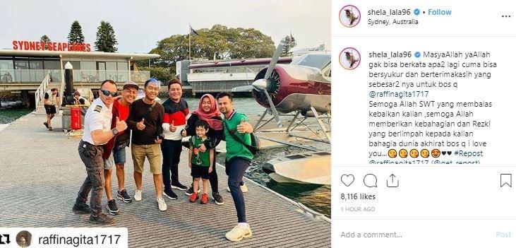 Pengasuh Rafathar keliling kota Sidney naik pesawat. (Instagram/@shela_lala96)