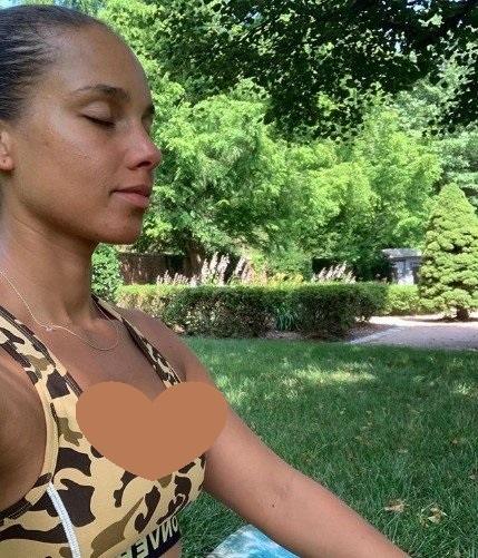 Alicia Keys dengan Wajah Tanpa Makeup. (Instagram/@aliciakeys)