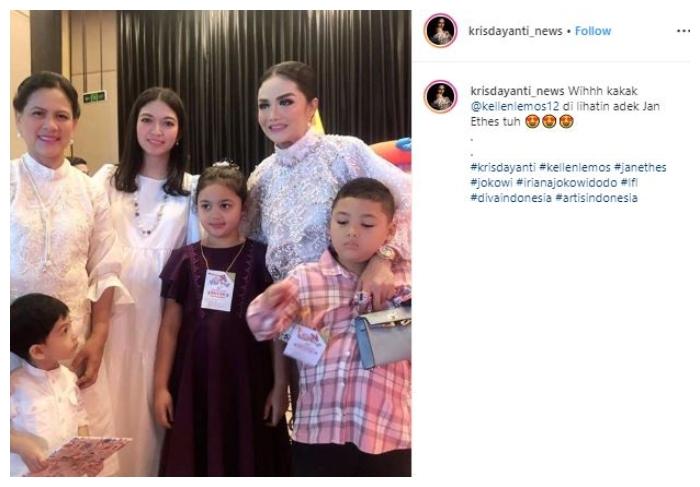 Selvi Ananda bergaya anggun. (Instagram/@krisdayanti_news)