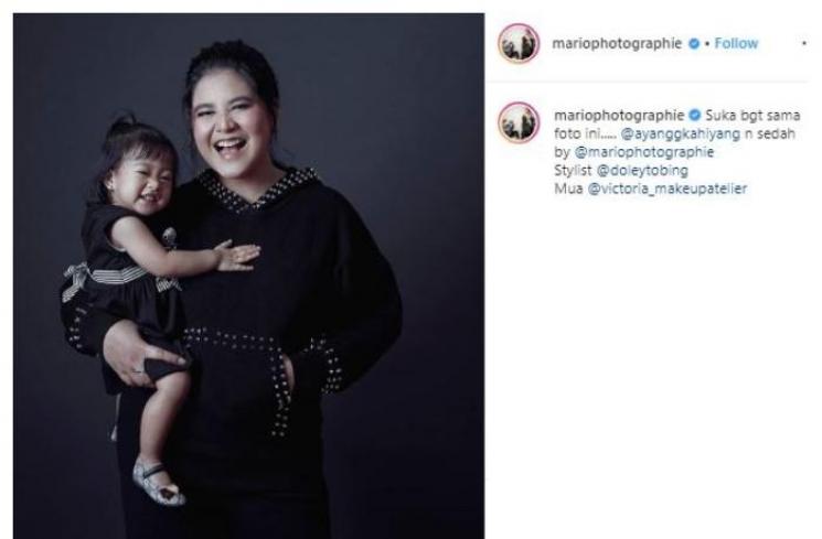 Kahiyang Ayu dan Sedah Mirah. (Instagram/@mariophotographie)