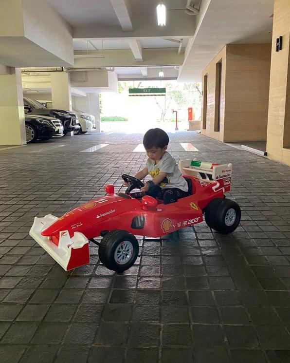 Putra sulung Sandra Dewi, Raphael Moeis. (Instagram/@raphaelmoeis)
