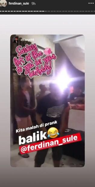 Momen kejutan ulang tahun Sule. (Instagram/@ferdinan_sule)
