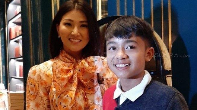 Sarwendah dan Betrand Peto [Yuliani/MataMata.com]
