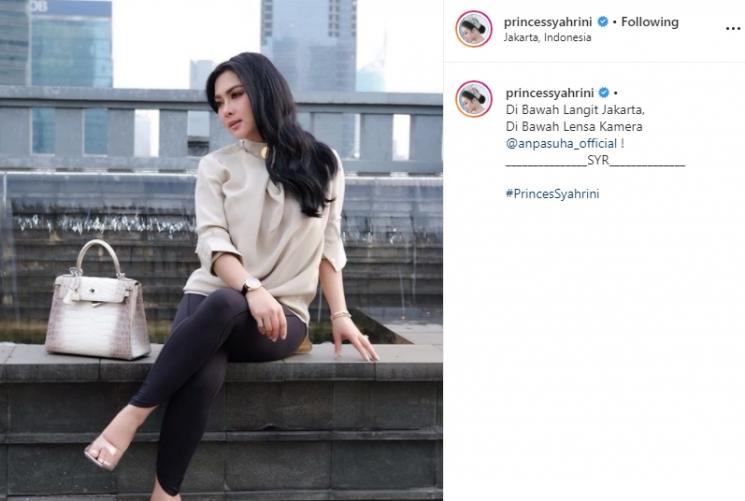 Syahrini (Instagram/@princessyahrini)