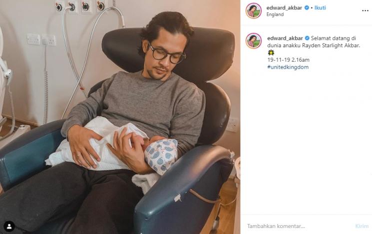 Kimberly Ryder melahirkan (Instagram/@edward_akbar)