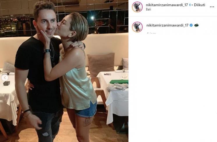 Nikita Mirzani dan Jorge Lorenzo (Instagram/@nikitamirzanimawardi_17)