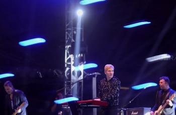 Michael Learns To Rock Tampil Memukai di The 90's Festival