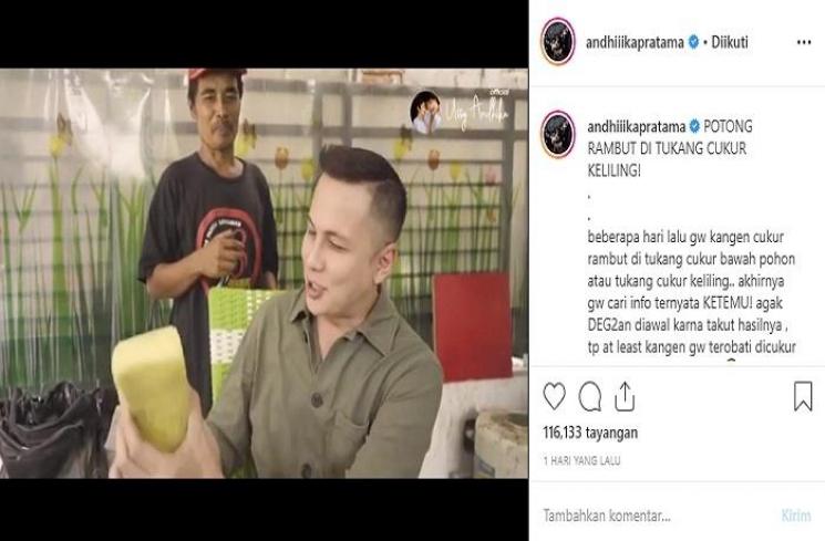 Andhika Pratama potong rambut di tukang cukur keliling (Instagram @andhiiikapratama)