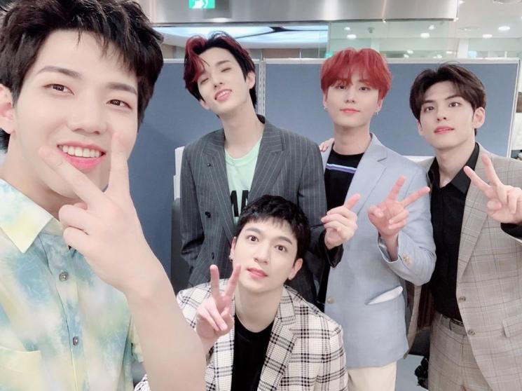 DAY6 (Instagram/@day6)