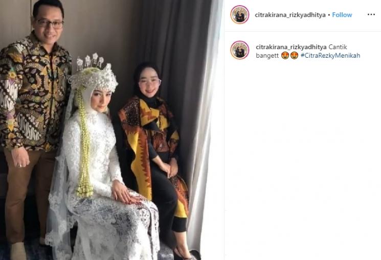 Momen pernikahan Citra Kirana dan Rezky Aditya (Instagram/@citrakirana_rizkyadhitya)
