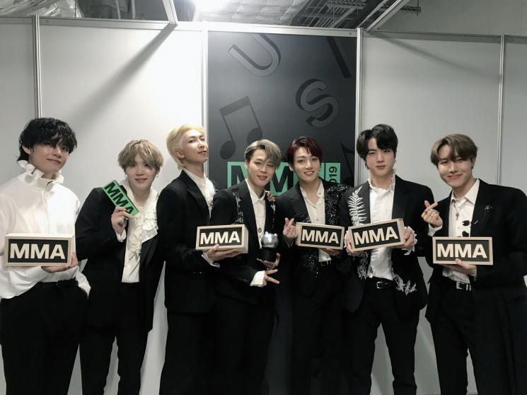BTS (Twitter/@BTS_official)