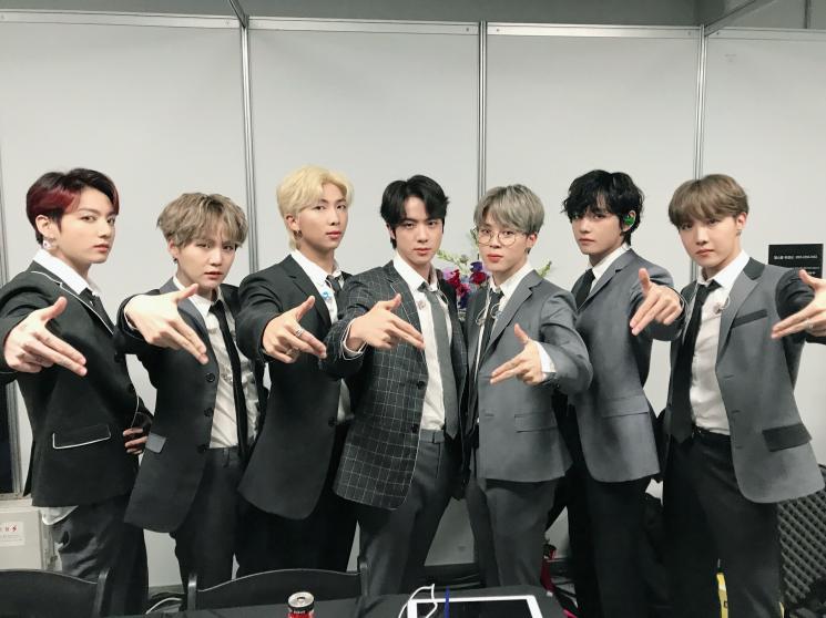 BTS (Twitter/@BTS_official)