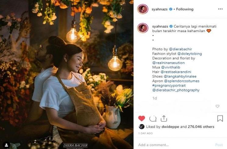 Maternity shoot Syahnaz Sadiqah dan Jeje (Instagram @syahnazs)