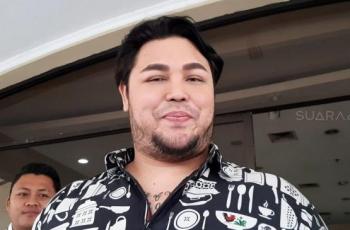 3 Potret Terbaru Ivan Gunawan Bak Aktor Hollywood, Operasi Plastik?