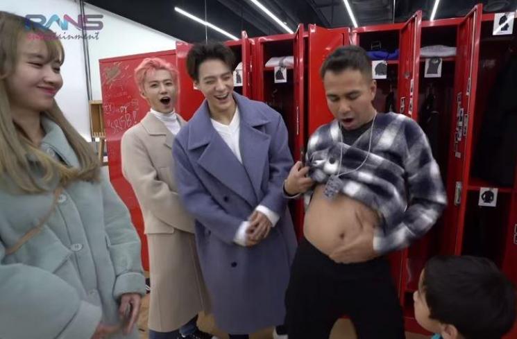 Raffi Ahmad dan NCT Dream. (Youtube/RANSEntertainment)