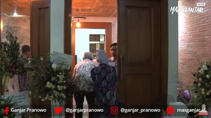 Potret rumah Gibran Rakabuming Raka (YouTube/Ganjar Pranowo)