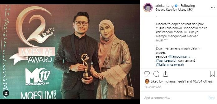 Arie Untung dapat pesan Arie Untung. (Instagram/@ariekuntung)