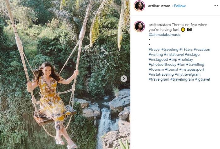 Artika Rustam, kekasih Abdul eks Idol. (Instagram/@artikarustam)