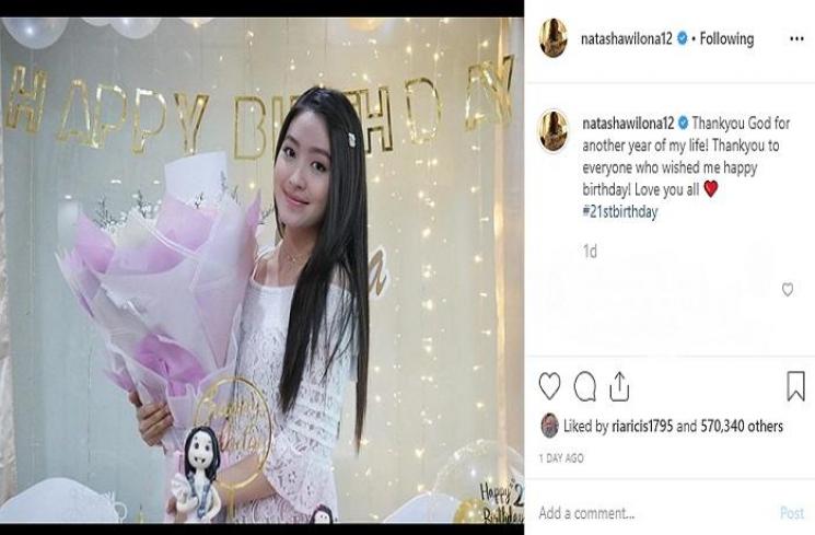 Momen ulang tahun Natasha Wilona ke-21 (Instagram @natashawilona12)