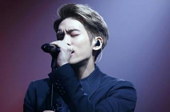 2 Tahun Meninggalnya Jonghyun SHINee, Banjir Kerinduan Rekan Artis