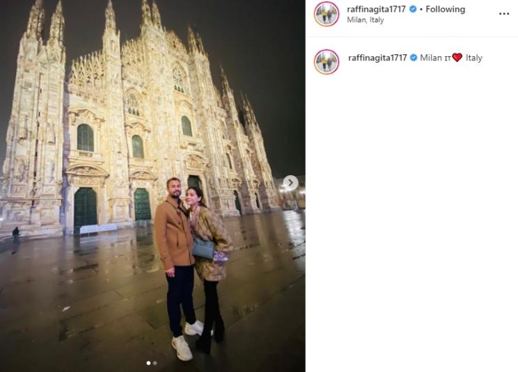Potret Liburan Raffi Ahmad (Instagram/@raffinagita1717)