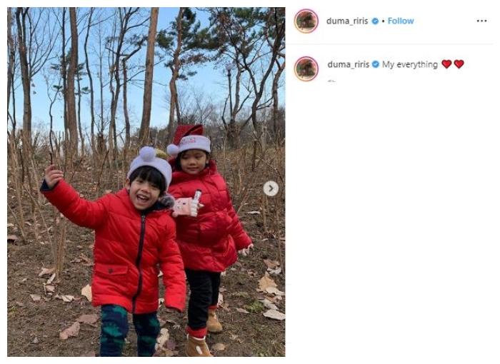 Judika dan keluarga rayakan Natal di Korea Selatan. (Instagram/@duma_riris)