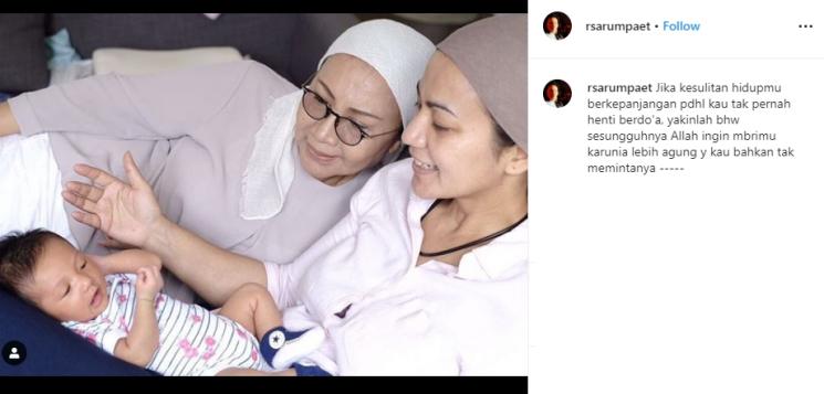 Ratna Sarumpaet dan Atiqah Hasiholan (Instagram/@rsarumpaet)