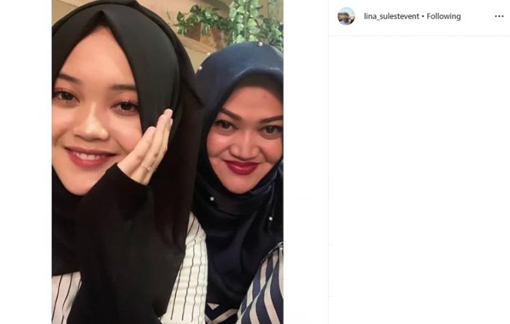 Mendiang Lina dan Putri Delina (Instagram/@lina_sulestevent)