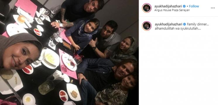 Anak-anak Ayu Azhari (Instagram/@ayukhadijahazhari)