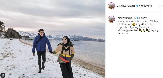 Zaskia Sungkar dan Irwansyah. (Instagram/@zaskiasungkar15)