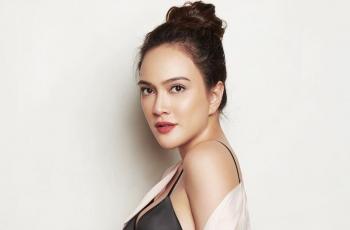 Jungkir Balik hingga Kaki Kena Kepala Suami, Shandy Aulia Disebut Tak Sopan