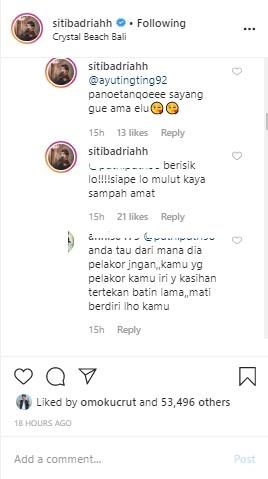 Siti Badriah belain Ayu Ting Ting. (Instagram/@sitibadriahh)