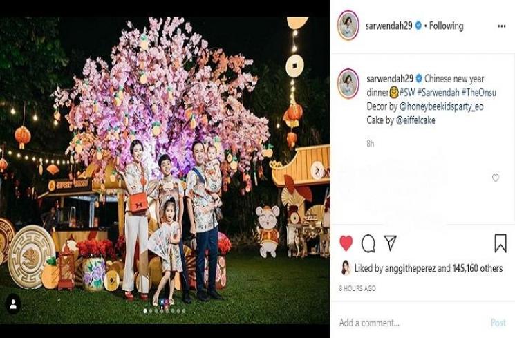 Dinner Imlek Sarwendah dan keluarga (Instagram @sarwendah29)