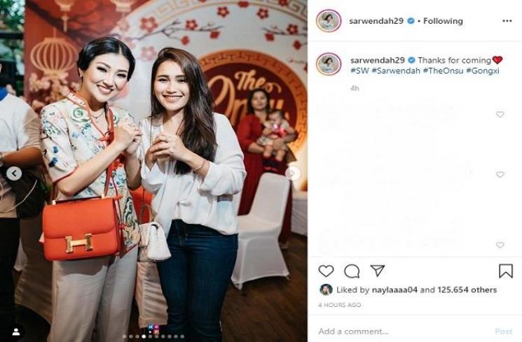 Dinner Imlek Sarwendah dan keluarga (Instagram @sarwendah29)
