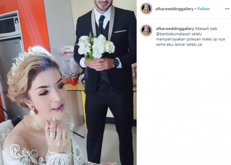 Pemotretan Barbie Kumalasari dan seorang bule (Instagram/@afkarweddinggallery)