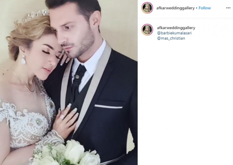 Pemotretan Barbie Kumalasari dan seorang bule (Instagram/@afkarweddinggallery)