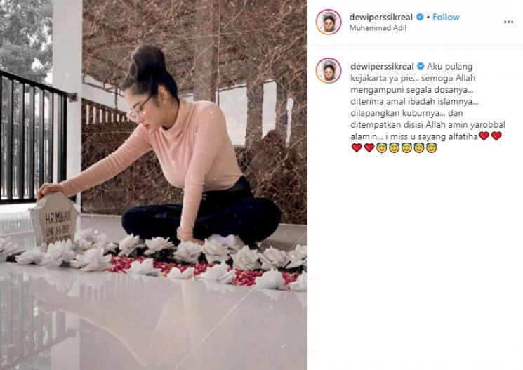 Dewi Perssik (Instagram/@dewiperssikreal)
