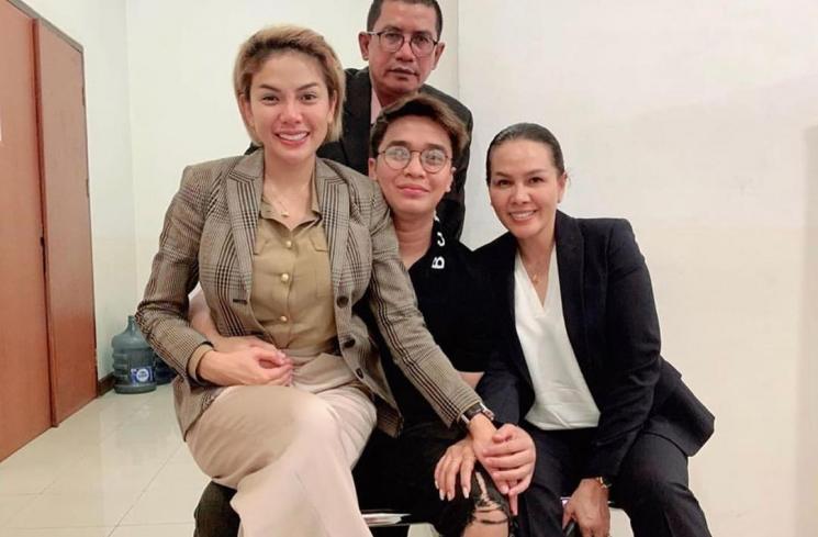 Nikita Mirzani di Kejaksaan Negeri Jakarta  Selatan. [Instagram]