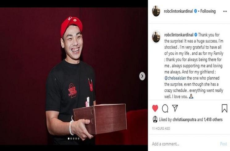 Rob Clinton mendapatkan kejutan ultah dari Chelsea Islan (Instagram @robclintonkardinal)